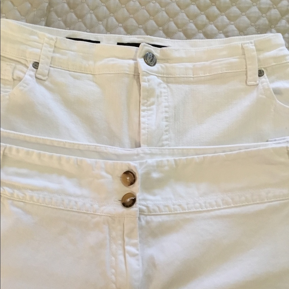 Two Pair of White Capri Pants Size 20W